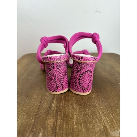 EUC oasis society RAQUEL STRAPPY KNOT HEEL FUCHSIA size 6 - Picture 5 of 6